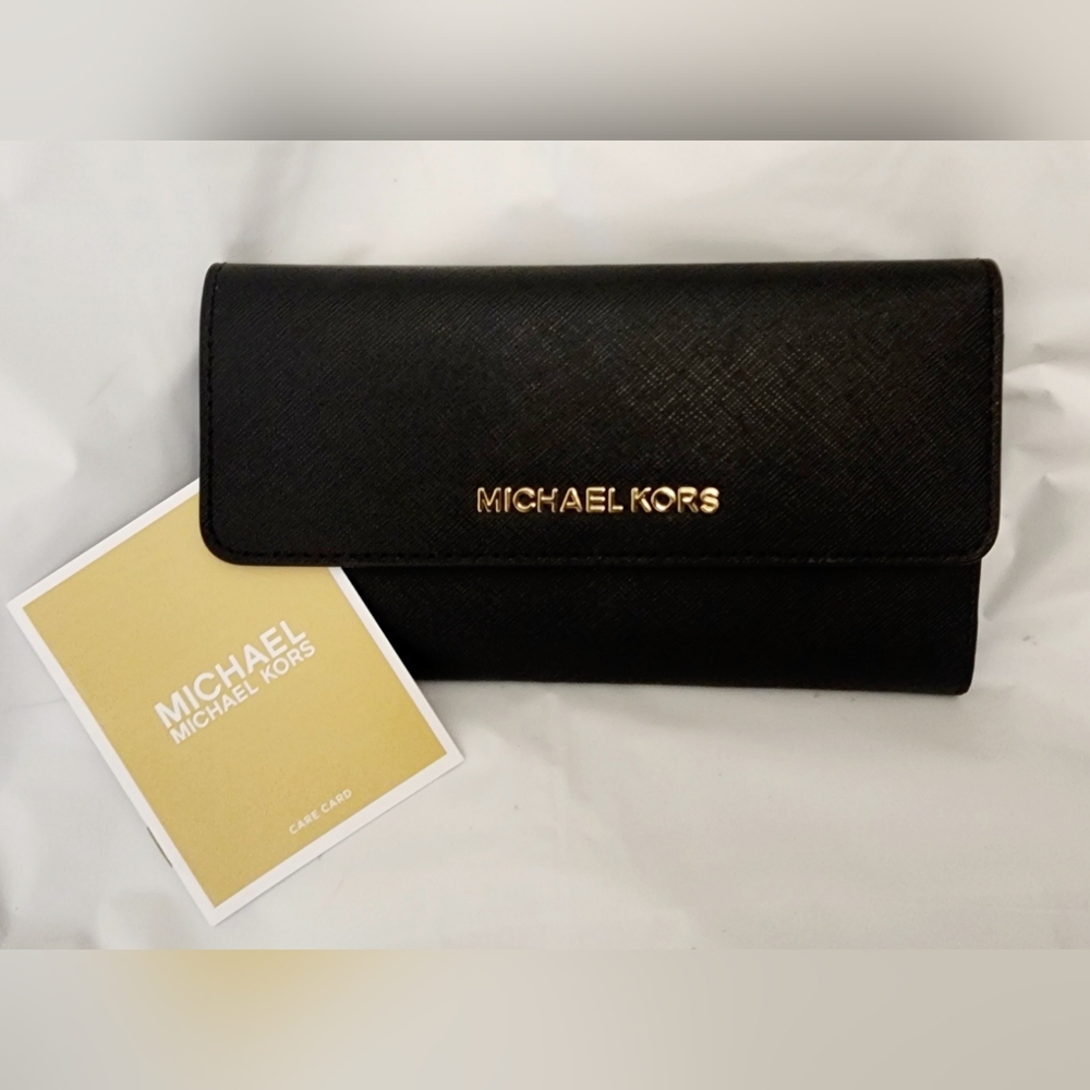 NEW Michael Kors Jet Set Large Black Trifold Wallet